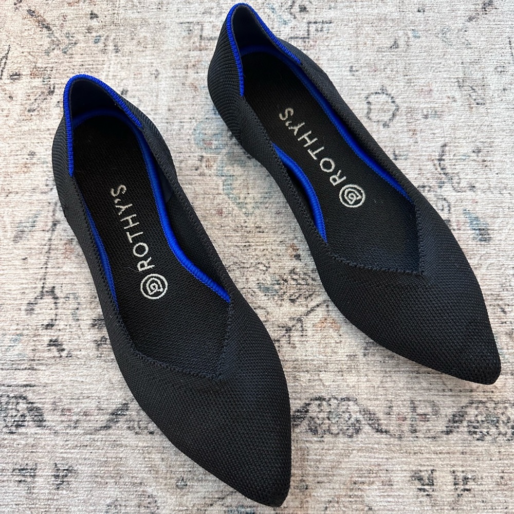 Rothy’s The Point Black Flats Women’s 8